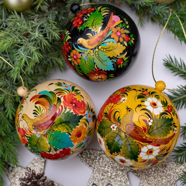 Handbemalte große Weihnachtskugeln aus Holz, Set mit 3 St., 8 cm online kaufen bei UkrGifts