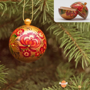 Golden hand-painted wooden Christmas ball, 5.5cm