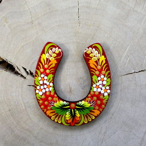 Lucky symbol horseshoe magnet, Petrykivka painting