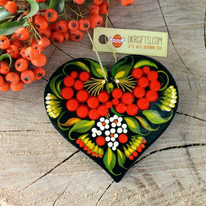 Original Christmas decorations heart shaped