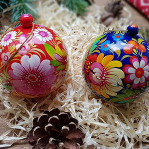 Colorful wooden Christmas balls that can be opened, 2 pieces 7 cm