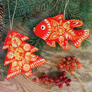 Rot-golden Christmas ornaments set - exclusive hand painted on wood