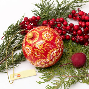 Nostalgische rot-goldene Christbaumkugeln handbemalt aus Holz zum öffnen, 8 cm