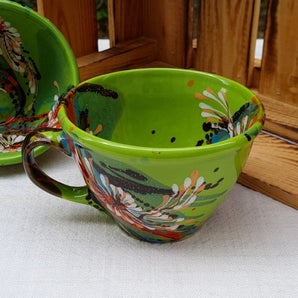 Original green mug 0.5 L made of ceramic - hand painted