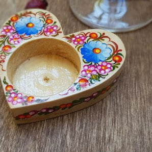 Love gift heart candle holder made of wood, traditional handicraft