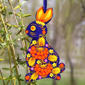 Wooden Easter decoration - creative Easter bunny - hand painted with a flower pattern