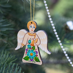 Christmas angel pendant made of wood hand-painted