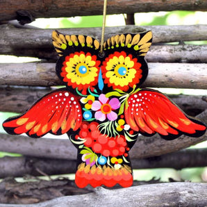 Owl Christmas tree decorations made of wood, funny animals