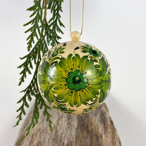 Hand-painted wooden Christmas tree balls 8 cm in folklore style