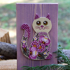 Cat wall decoration made of natural wood, handicraft