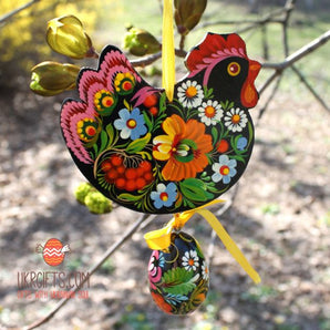 Easter ornament, Chicken with the egg, ukrainian Petrykiwka painting