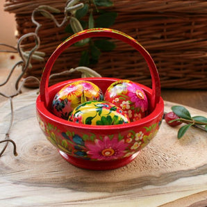 Colorful Easter decorations - Easter baskets with wooden eggs - high-quality Easter gifts