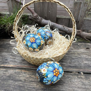 Hand painted Easter eggs with flowers ornaments - 3 pieces in a basket