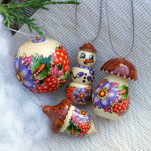 Mini Weihnachtsbaumschmuck Set – 4 Handbemalte Holzfiguren