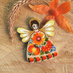 Christmas angel made of wood - fridge magnet