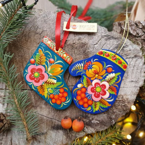 Exclusive Christmas decorations - boots and mittens, handicrafts