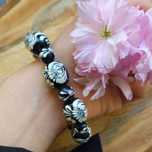 Original bracelet - black and grey - made of hand-painted wooden beads