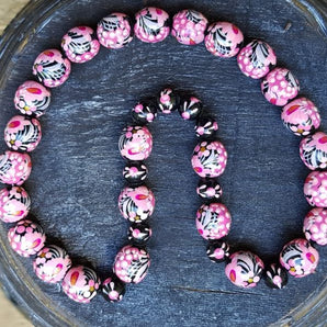 Beaded necklace pink and black, wooden jewelry with flowers painting