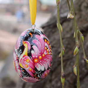 Hand painted wooden Easter egg with small bird, green