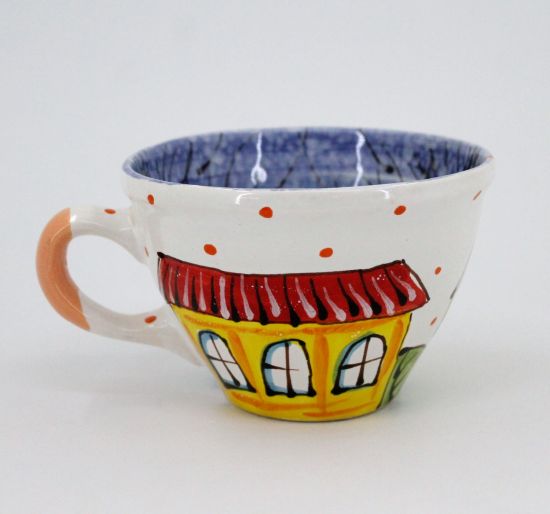 Schöne Tasse aus Keramik "Winterstadt"
