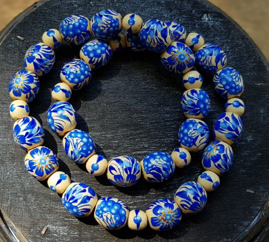 Wooden beaded necklace with blue flowers, folk ukrainian fashion, hand painted