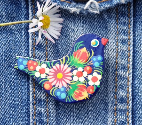 Pin made of wood "Bird" hand painted in traditional ukrainian style