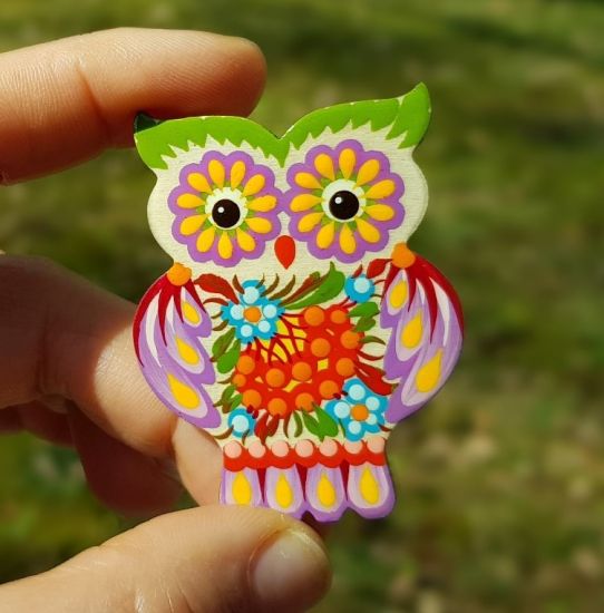 Folk-Style Fashion brooche owl, made of wood and painted by hand