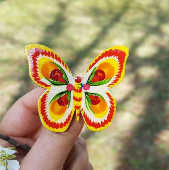 Wooden pin Butterfly, hand painted in traditional ukrainian style
