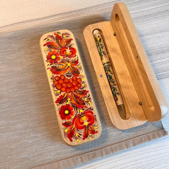 Wooden handmade pen in a  box ukrainian Petrykivka painted