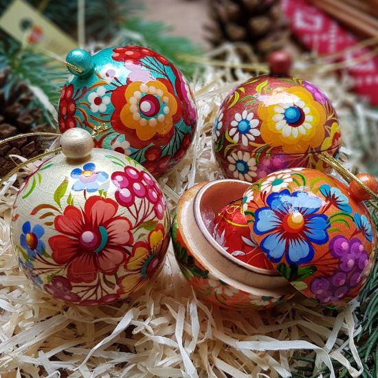 Hand painted small christmas balls set, each ball is a box for small christmas gift, wood, 5.5cm