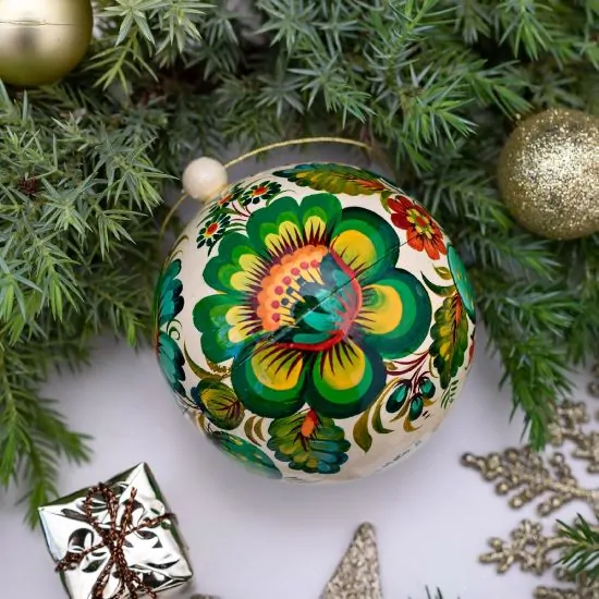 Ukrainian painted Christmas tree ball wood, openable