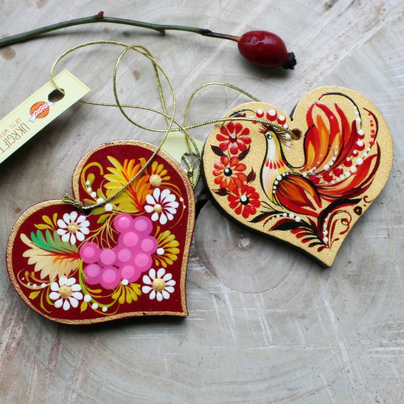 Kleinen Herzchen aus Holz, Valentinstag Geschenk -Glücksbringer im Auto,  Schmuckanhänger für zu Hause