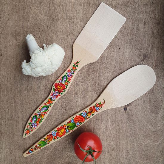 Kitchen accessories of wood - spatula and wooden spoon - artistically hand painted