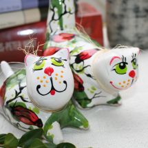 Kater und Katze - handbemalte Keramik Figuren -  verliebte Katzen - Valentinstag Geschenk