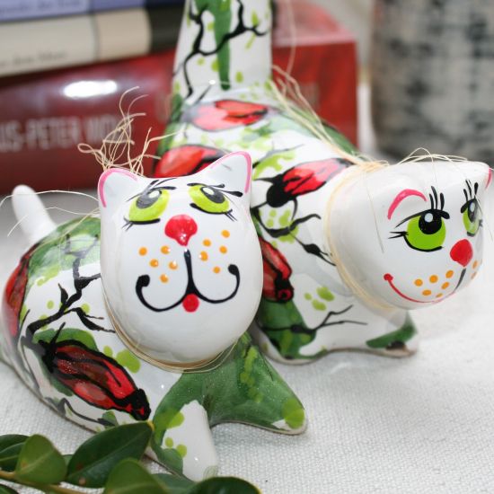 Kater und Katze - handbemalte Keramik Figuren -  verliebte Katzen - Valentinstag Geschenk