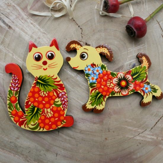 Handmade kitchen decor fridge magnet and souvenir "Cat", Petrykivka painting