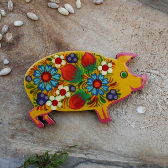 Schwein - Kühlschrankmagnet und ein Glückssymbol aus Holz 
