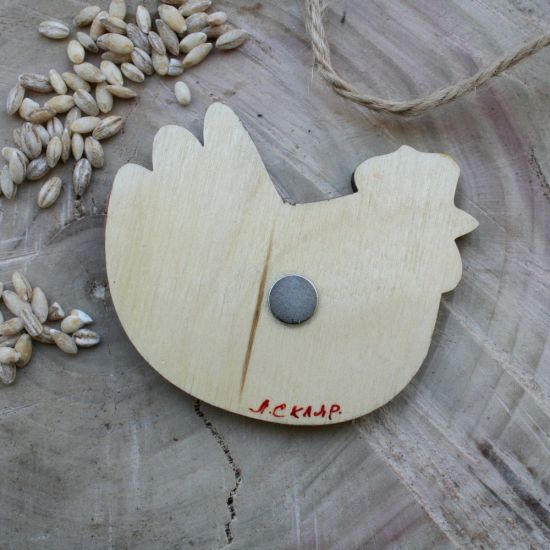 Chicken fridge magnet - hand painted made of wood