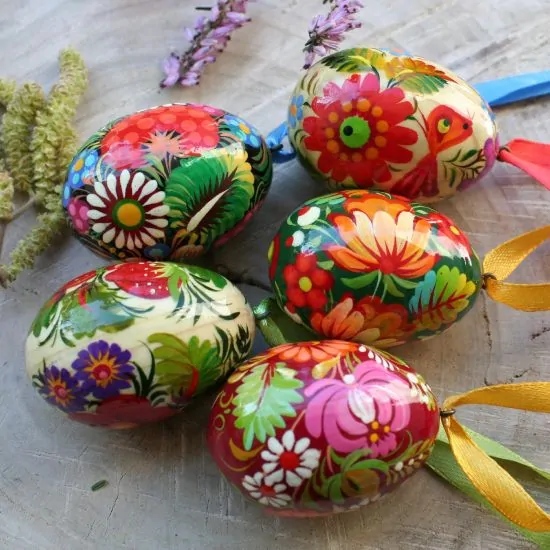 Kleine Ostereier zum Aufhängen - Ukrainisches traditionelles Kunsthandwerk