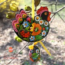 Easter ornament, Chicken with the egg, ukrainian Petrykiwka painting