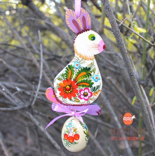 Easter ornament, Rabbit with easter egg, ukrainian painting