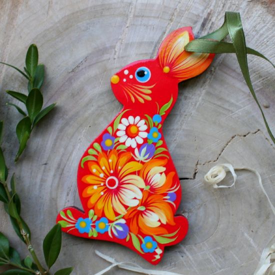 Easter rabbit in red - beautiful Easter ornaments hand painted