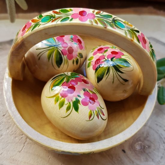 Pretty Easter basket - high quality wooden decoration - ukrainian art