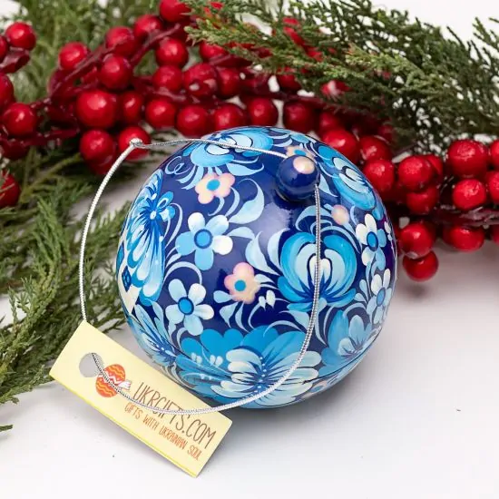Christmas tree ball blue and white hand painted, box for present (16)