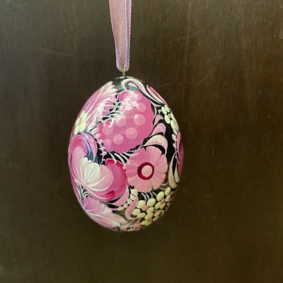 Ukrainian painted Easter egg with flower pattern to hang