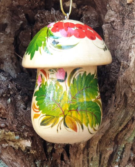 Handicraft mushroom Christmas ornament and small present box, made of wood and hand painted