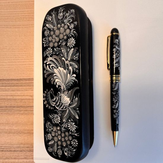 Wooden ballpoint pen in a wooden box, beautifully hand painted according to the Ukrainian tradition