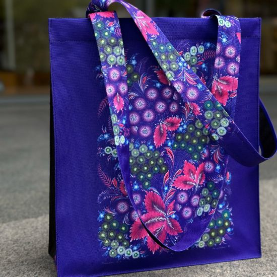 Colorful shopping bag Ukrainian printed