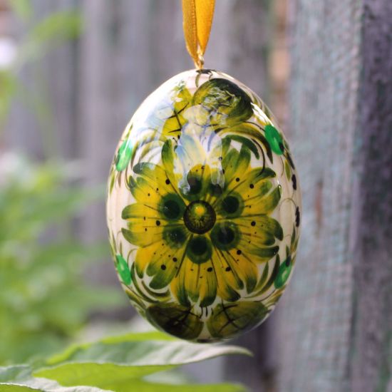Hand painted wooden Easter egg with bird, Ukrainian painting