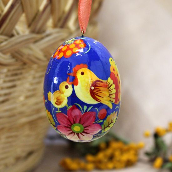 Special Easter eggs painted by hand